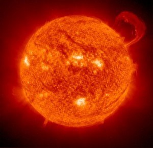 От Какой Лампы Светится Белая Одежда Холодный свет