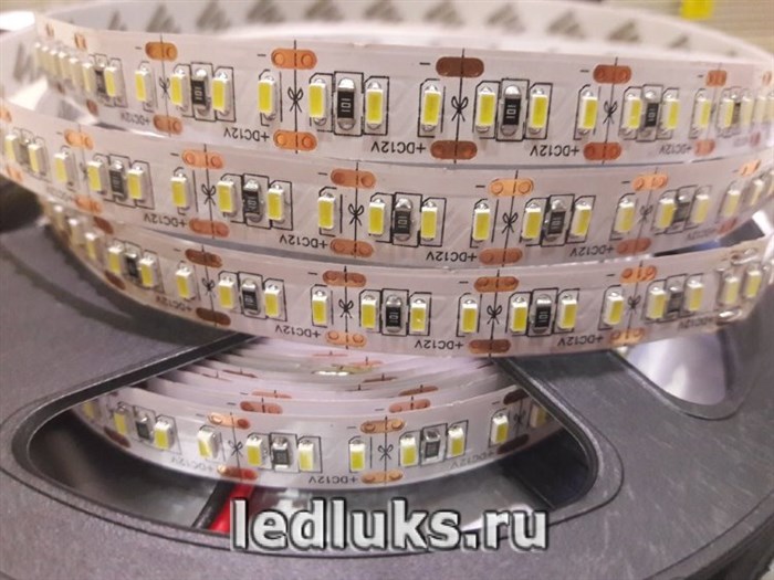 Светодиодная лента 3014-240D-24W Нейтральный 12V
