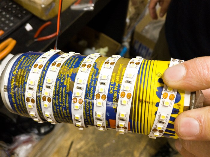 Светодиодная Лента 120 Диодов на Метр Белая 2 smd 3528 состоящей из 120 светодиодов