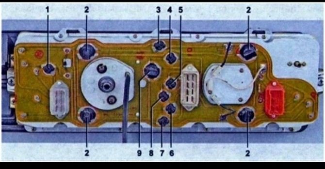 snimaem-ruchki-s-otopitelya-07
