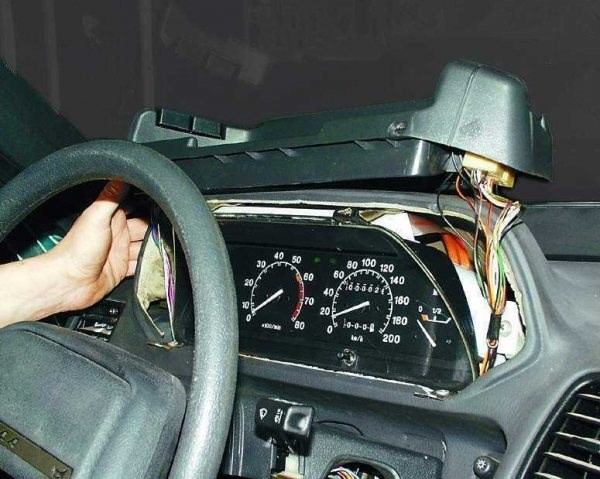 Как снять панель на ВАЗ 2110