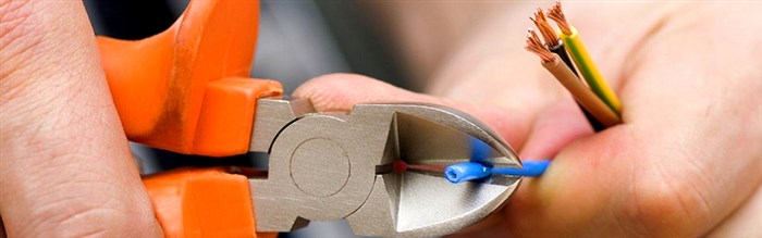 Почему в физике расстояние обозначается буквой s, а скорость – v?