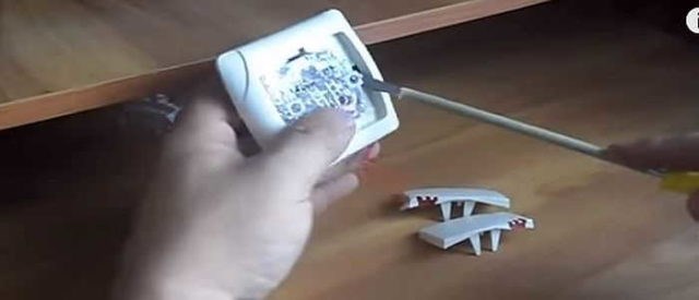 Снимаем клавиши и рамку